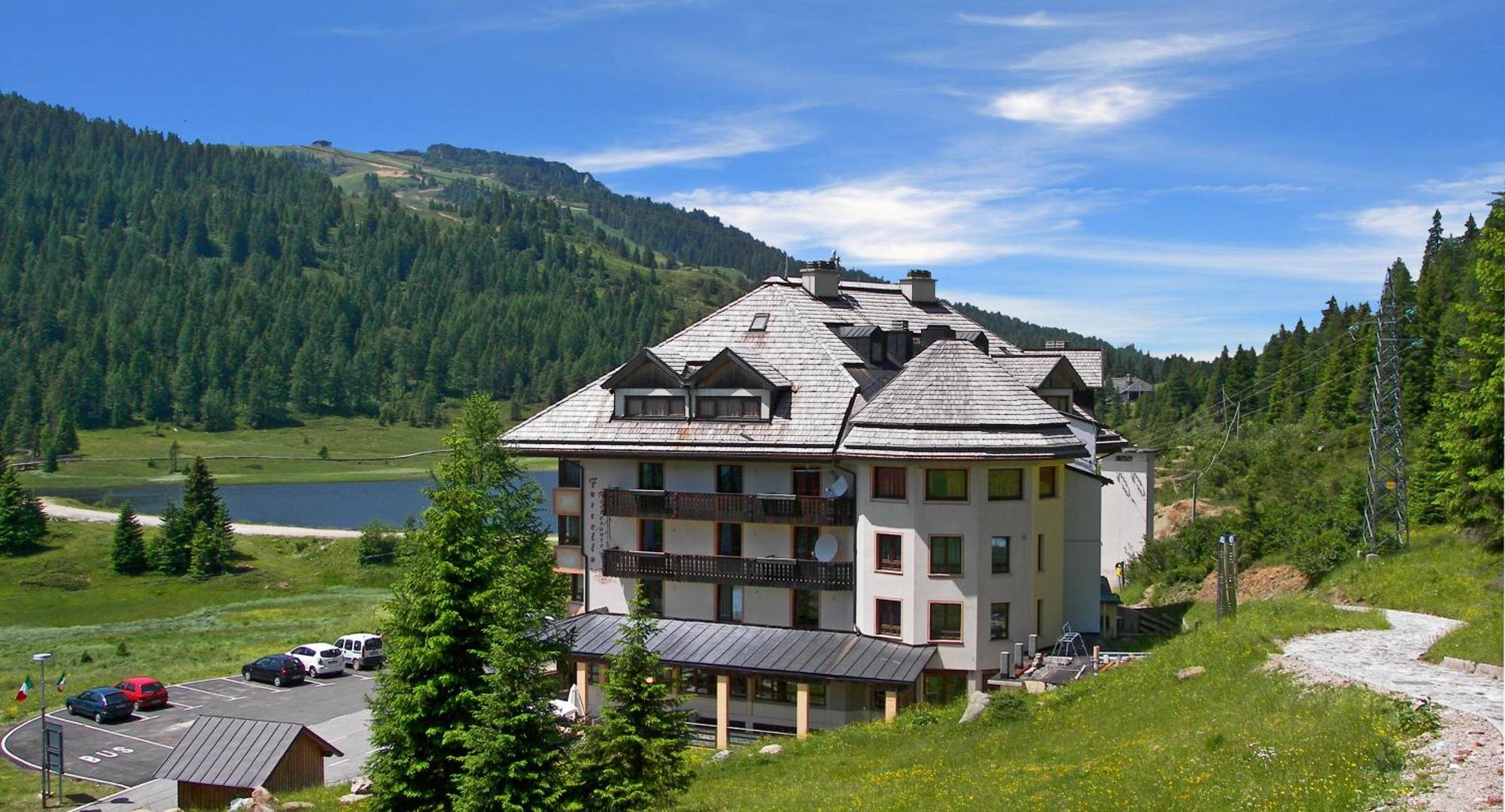 Biker Hotel Al Gallo Forcello Passo Pramollo Buitenkant foto