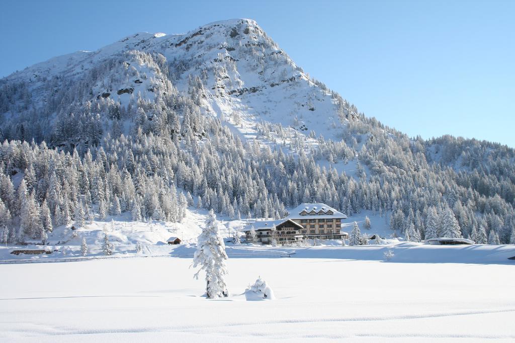 Biker Hotel Al Gallo Forcello Passo Pramollo Buitenkant foto